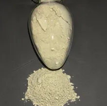Additif rhéologique multifonctionnel en poudre fine d'ammonium organique pour système de résine