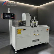 Machine de découpe de clés automatique avec système d'entrée de quantité