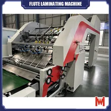 Máy làm hộp mũ cứng tự động tốc độ cao với lớp lamination sóng