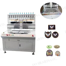 Otomatik 3D Yumuşak PVC Kauçuk Anahtarlık Yapma Makinesi Plastik PVC Anahtarlık Etiketi Damlatma Makinesi