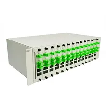 1X2 แผงแพทช์สปริเตอร์ติดตั้งในตู้แร็คพร้อมสปริเตอร์ไฟเบอร์ออปติก PLC