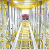 Sistema di stoccaggio a rotazione intelligente FIFO per scaffali di un centro logistico