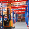 Sistema di scaffalature compatibile con Dexion