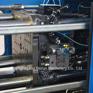 Water Preforms Making Machine / Injection Machine