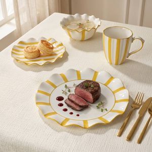 16PCS Ruffled Edge Porcelain Color Red Kitchenware Plates Tableware Ceramic Dinner Set