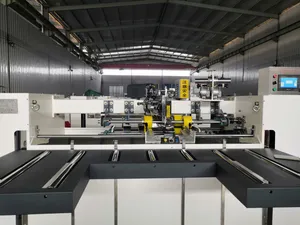 Semi-automatic Stitching Box Machine Is Used For Carton Packaging