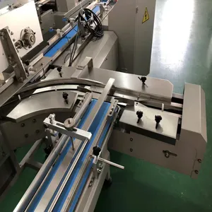Automatic Biscuit Stacking and Tray Loading Feeding Packing Line Cookies Cracker Flow Wrapping Packaging Machine
