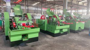 Taiwan Advantaged Technology Riveting Machine Automatic Aluminum Rivet Making Machine