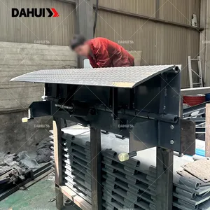 Platform Lifting Standing Unloading Loading Edge Dock Leveler Manual and Electric CE ISO