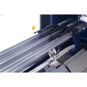 Computerized Raschel Blanket Flat Knitting Machine in Blue