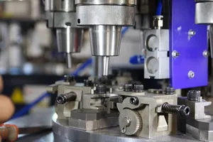 Hinge Semi Automatic Riveting Machine 4 Nail Multi Station Riveting Machine