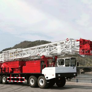 API Certified Workover Rig / Oilfield Rig / Drilling Rig / Well Servicing Rig / Mobile Rig with High Efficiency for Oilfield Operations