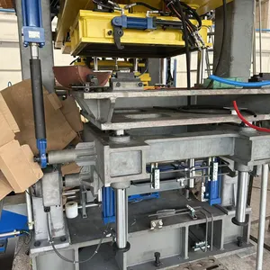 Cold Box Core Making Machine with Automatic Core Handling System
