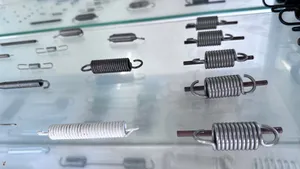 1.7mm Double Hook Spring with Simple Setup Spring Forming Machine