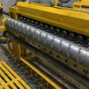 Automatic Hexagonal Wire Mesh Netting Machine / Chicken Wire Mesh Making Machine