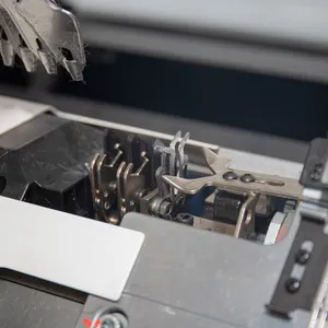 Textile Machine Raschel Blanket Computerized Flat Knitting Machine with CE ISO Certificate