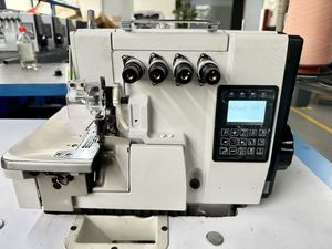 4 Thread Computer Full Automatic Overlock Sewing Machine Optional Thread Suction Device