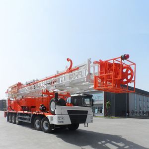 API Certified Workover Rig / Oilfield Rig / Drilling Rig / Well Servicing Rig / Mobile Rig with High Efficiency for Oilfield Operations