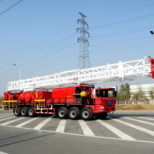 API Certified Workover Rig / Oilfield Rig / Drilling Rig / Well Servicing Rig / Mobile Rig with High Efficiency for Oilfield Operations