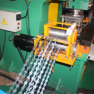 Factory Price Stable Performance Razor Wire Fence Mesh Machine/Razor Barbed Wire Production Line/Galvanized Concertina Razor Wire Machine