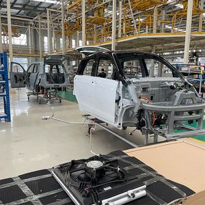 Customized Auto/ Manual Rhd Pickup Van Car Assembly Line Process