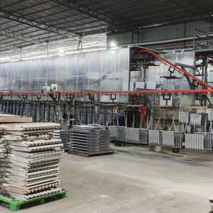 Customized 600 mm Center Distance Radiators Radiator Die Casting Machine