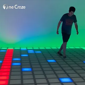 Hochauflösendes Farb-LED-Boden-Spiel mit synchronisierter Mehrfliesenanzeigefunktion