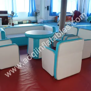 Familienfreundliches aufblasbares Werbemodell aufblasbares Modell Tisch